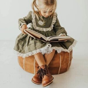 MIKOLEÓN Naturally Heirloom Classic Brown Children’s Leather Boots